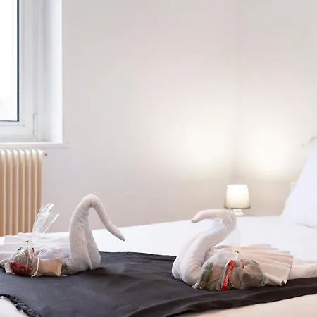 Des Cousines Lana 4 Personnes Apartment *